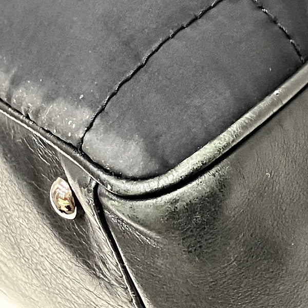 Chanel Chocolate Bar Leather Shoulder Bag