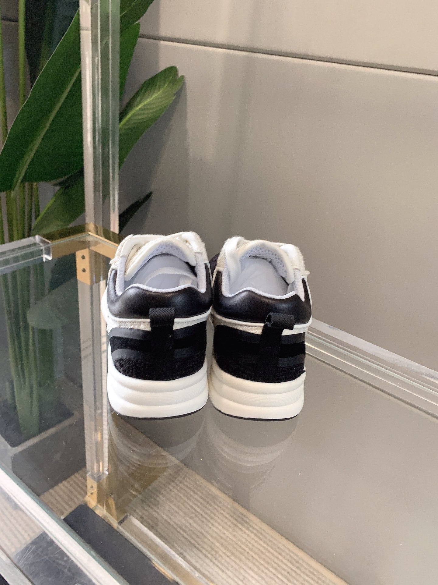 CHANEL Sneaker In Black Wool 145622