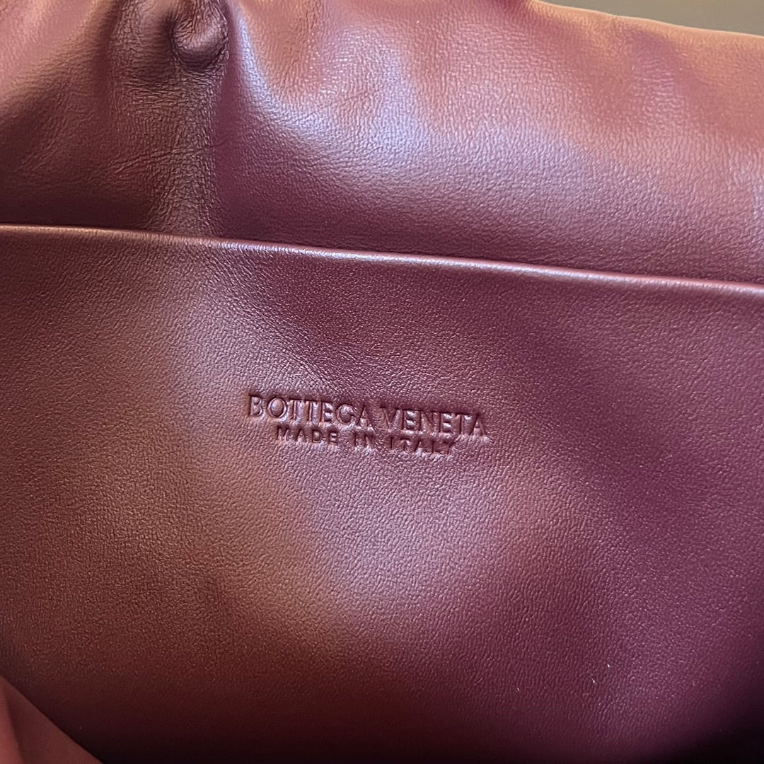 Bottega Veneta PAD PUFFER BAG 29 IN PLUM PURPLE COWHIDE LEATHER