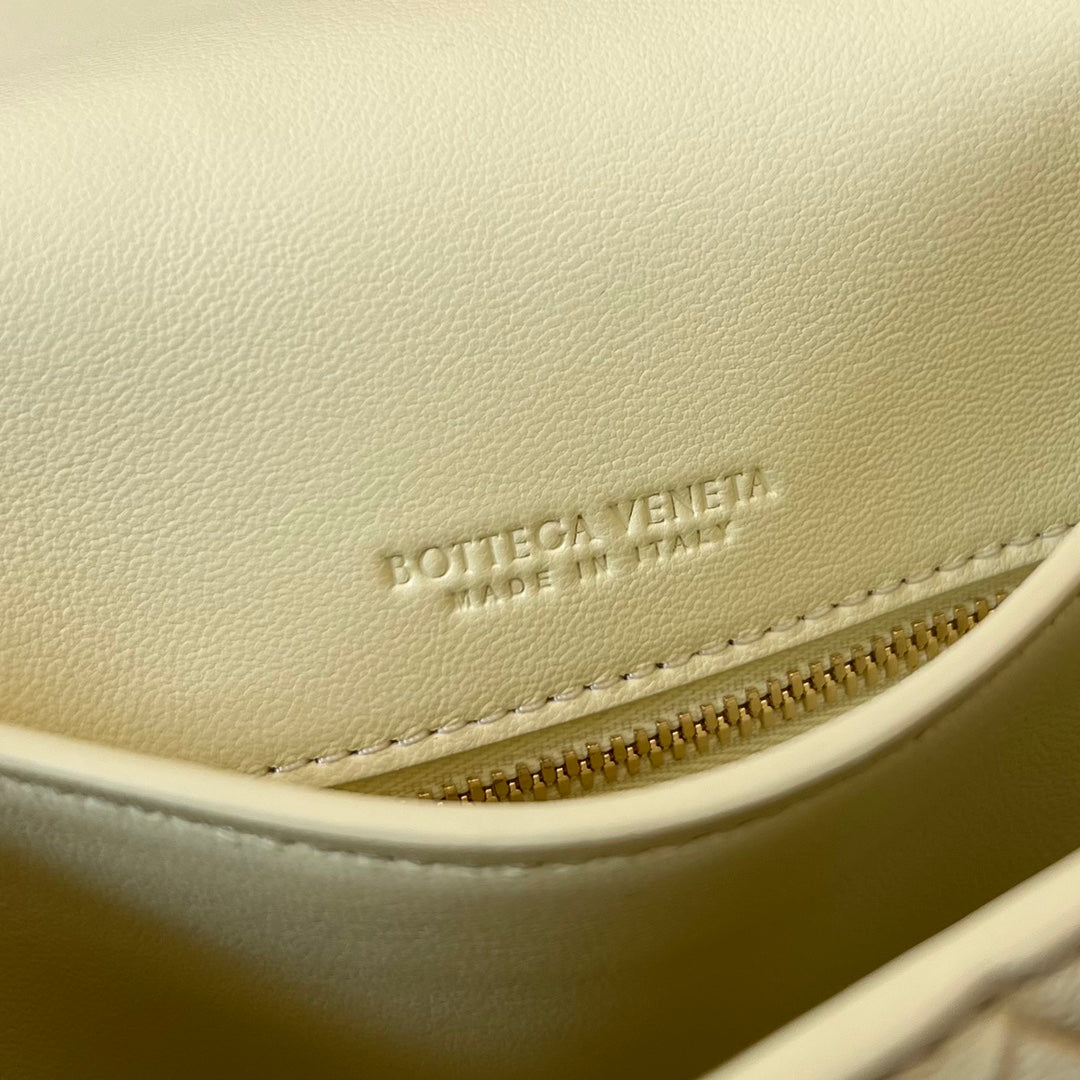 Bottega Veneta BV Mini Crossbody Bag 19cm Light Yellow Calfskin Ghw
