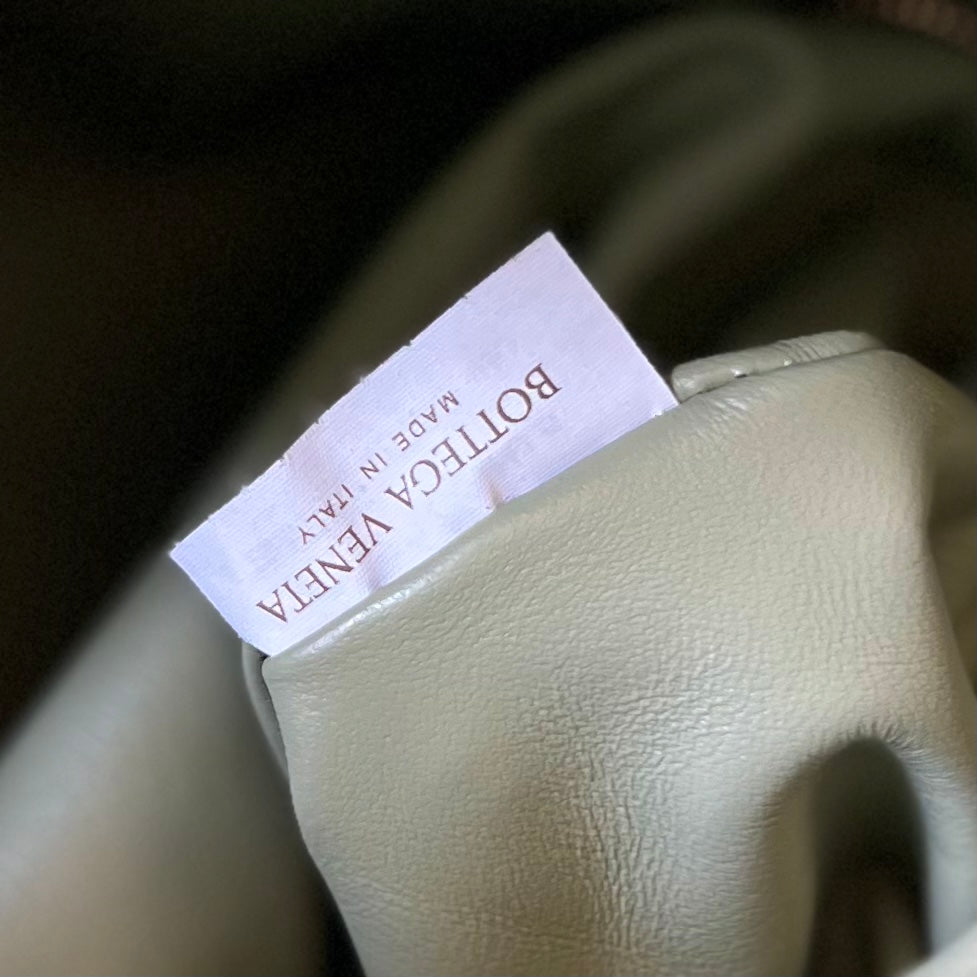 Bottega Veneta LARGE HOP 54 IN SARDINE GREY LAMBSKIN