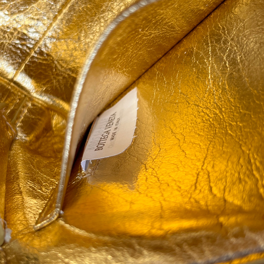Bottega Veneta INTRECCIATO 16 BAG IN GOLDEN LAMBSKIN