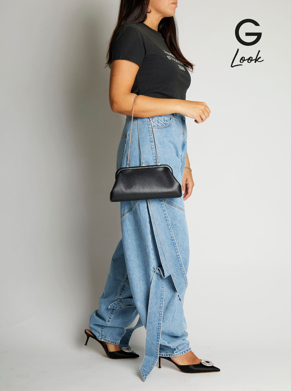 Jimmy Choo Women 'Skylar' Black Clutch With Chain-Link Shoulder Strap And Kiss-Lock Closure With Logo Plaque In Leather Woman