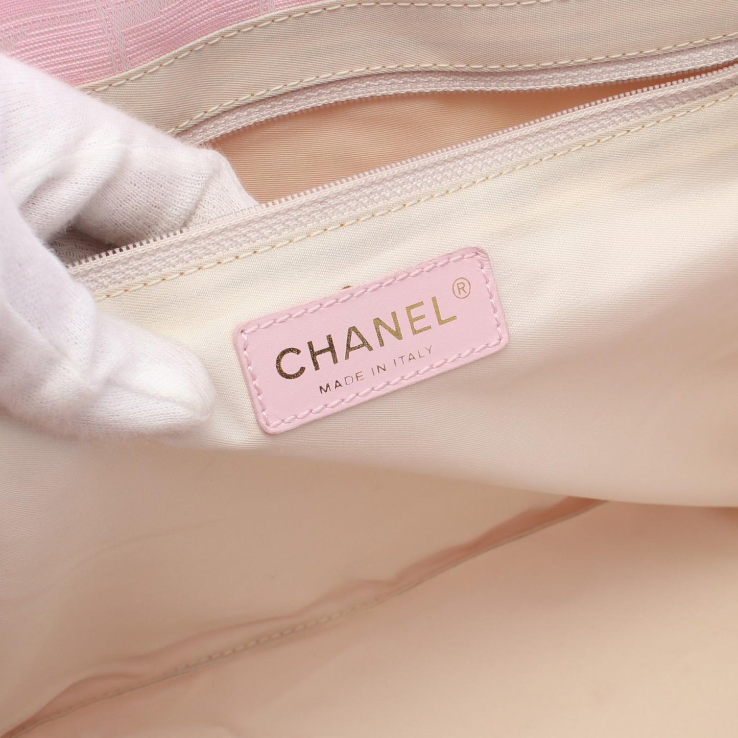 Chanel New Travel Line Tote Bag Canvas Tote Bag A15991 in New Condition