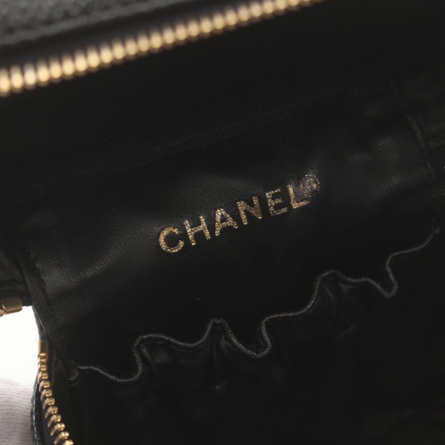 Chanel Vanity Bag Leather Vanity Bag A01998 in New Condition