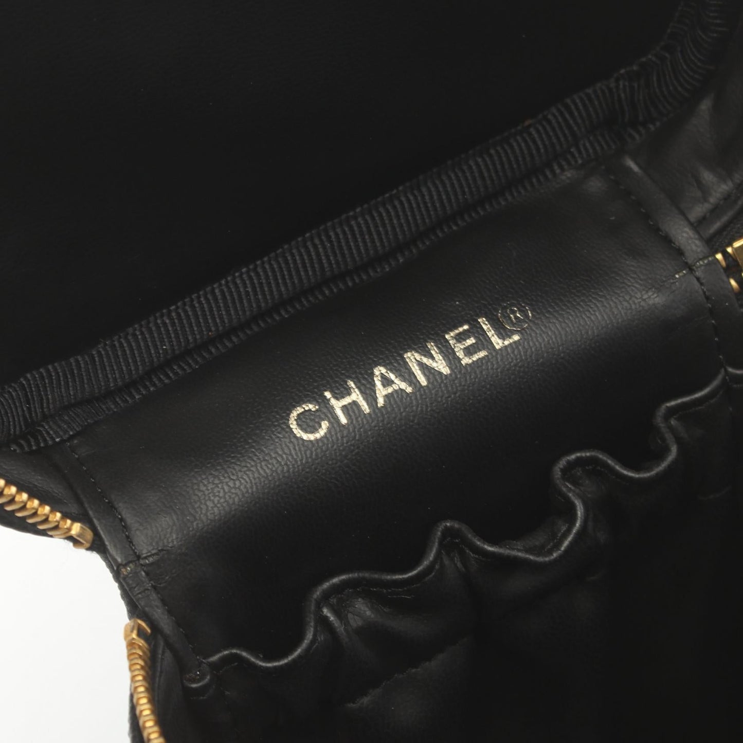 Chanel CC Caviar Vertical Vanity Case Leather Vanity Bag A01998 in New Condition