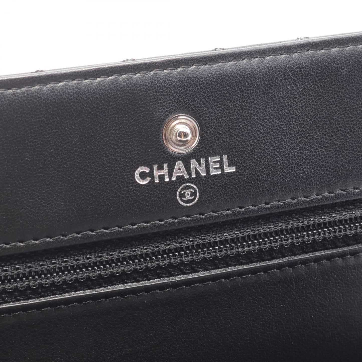 Chanel Micro Matelasse Chain Wallet Shoulder Bag Leather Shoulder Bag in Great Condition