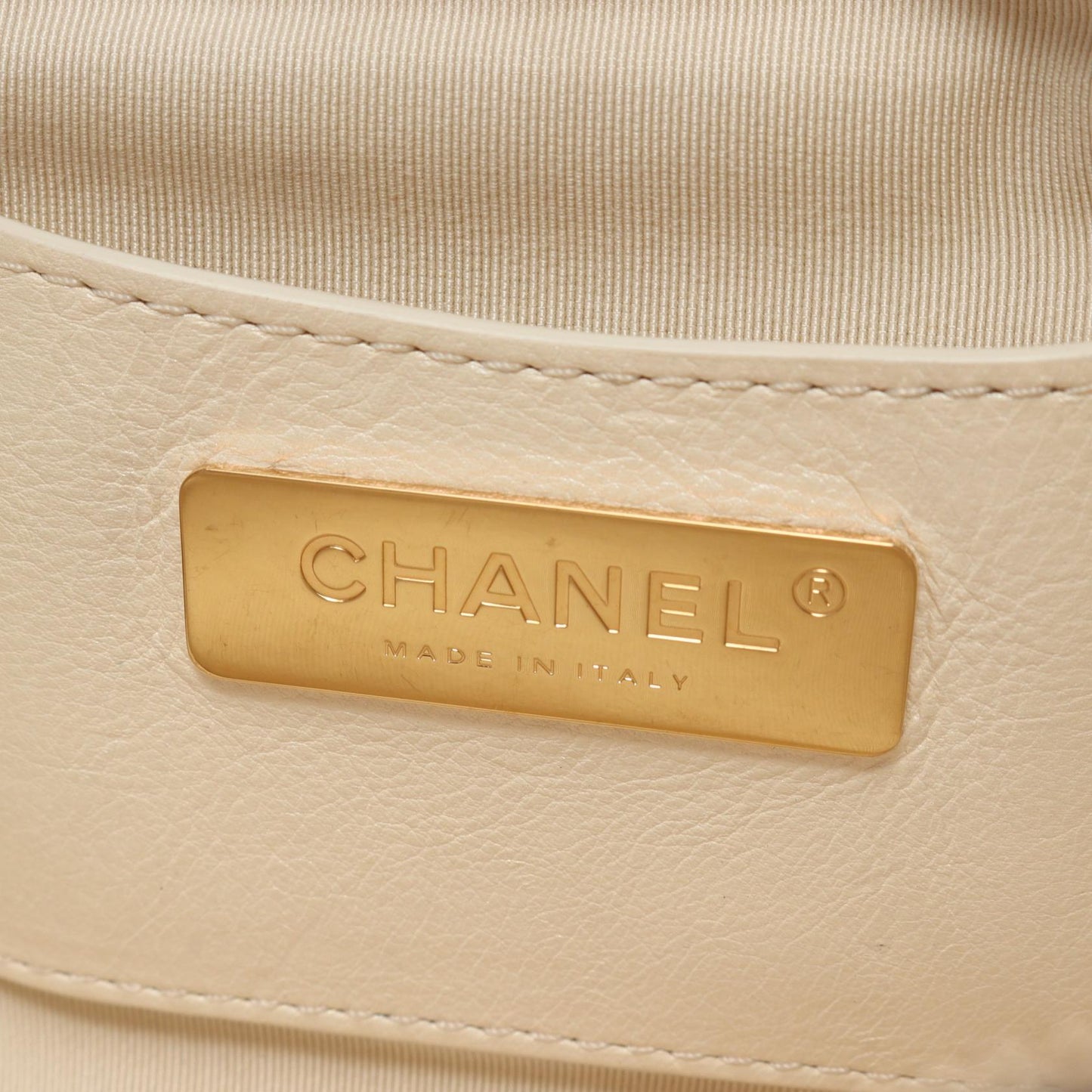 Chanel Quilted Leather Belt Bag Leather Belt Bag AS0556 in New Condition