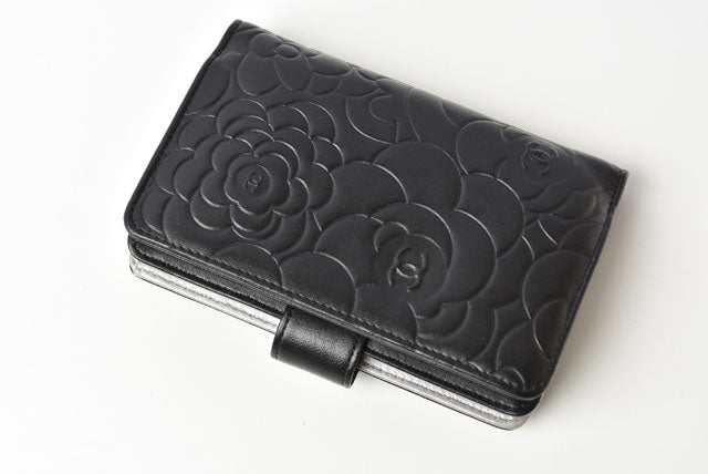 Chanel Leather Folding Wallet A50087 Black/Silver