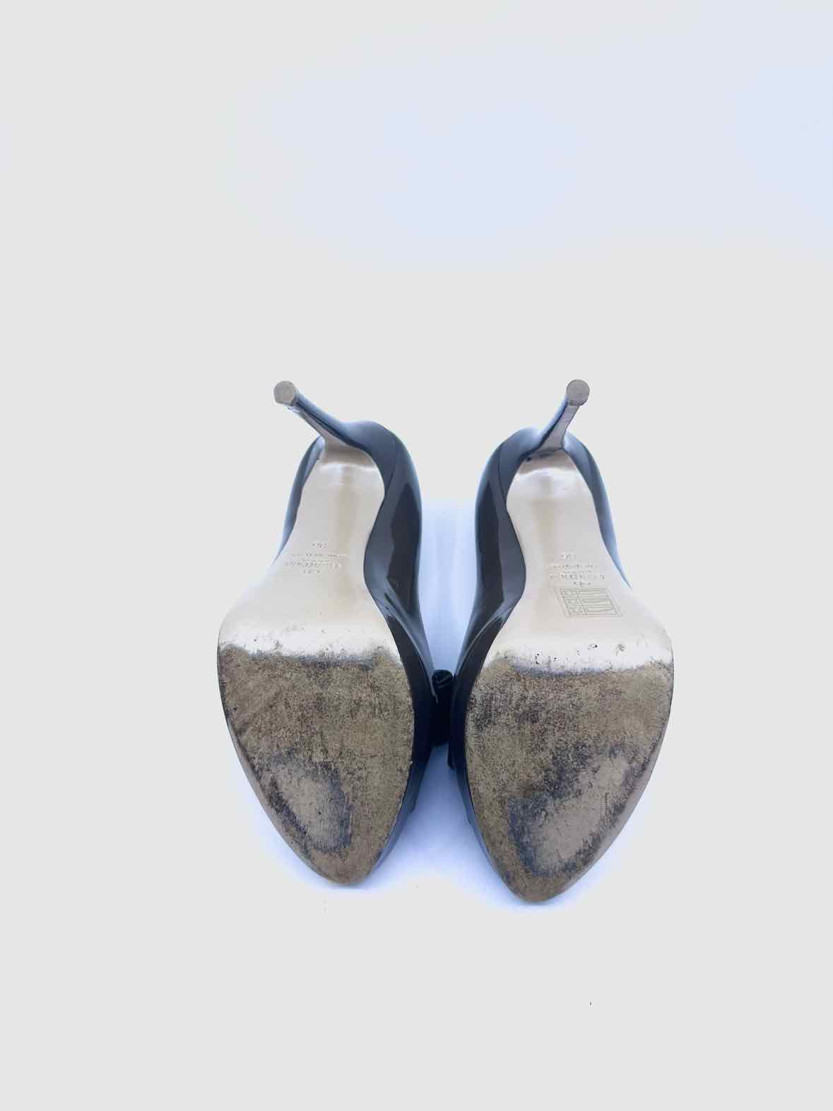 VALENTINO Size 6 Brown Patent Leather Solid Pumps