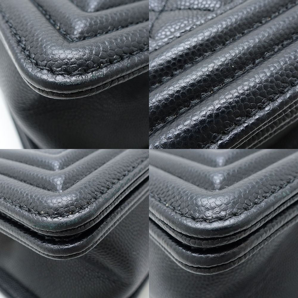 Chanel Boy Caviar Shoulder Bag A67086