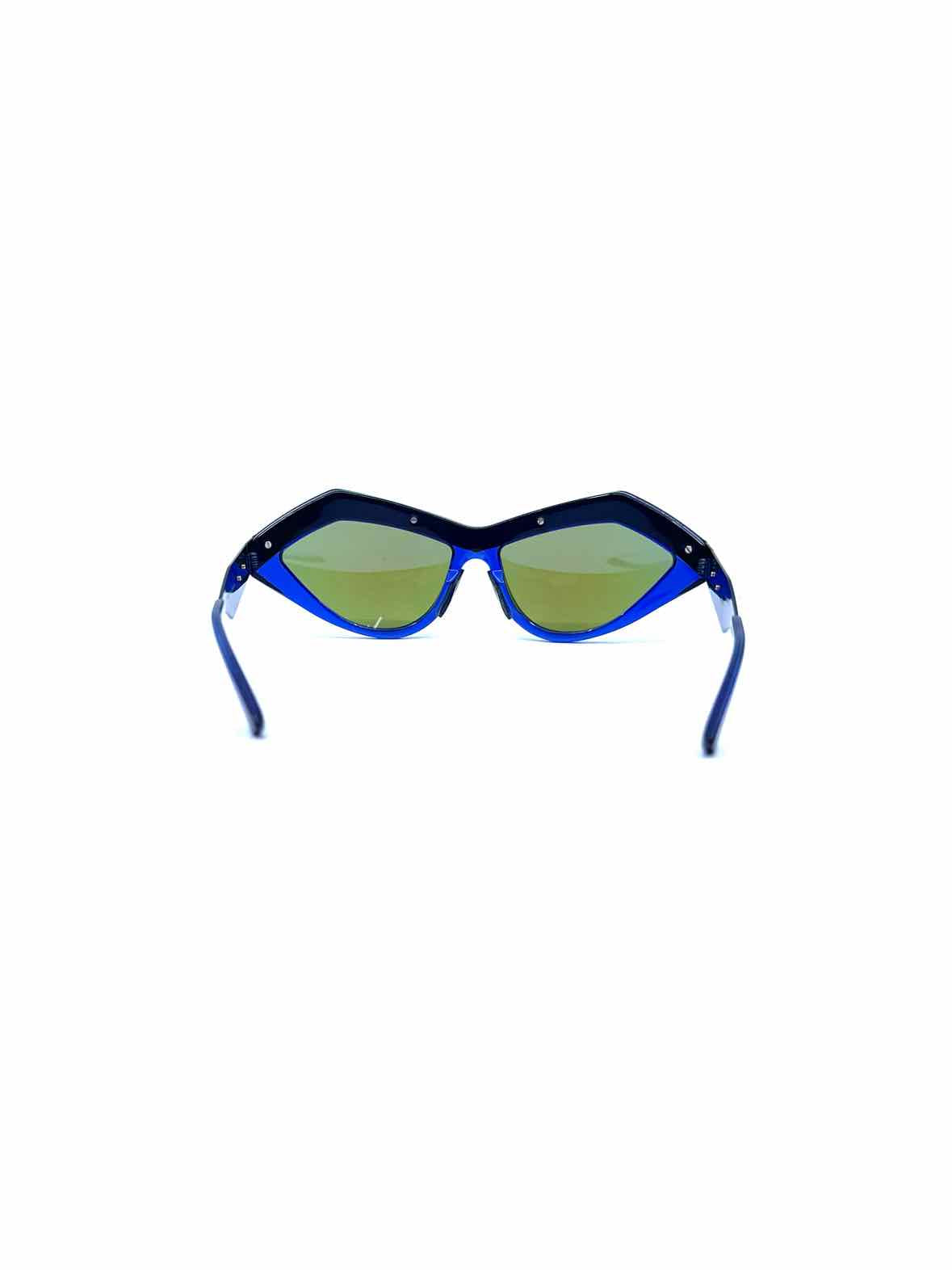 BOTTEGA VENETA Blue Cat Eye Sunglasses