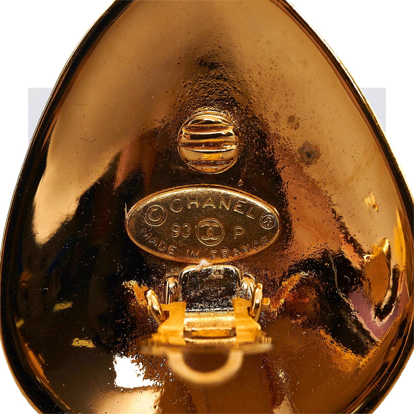 Chanel CC Clip-On Earrings (SHG-BG3ZYw)