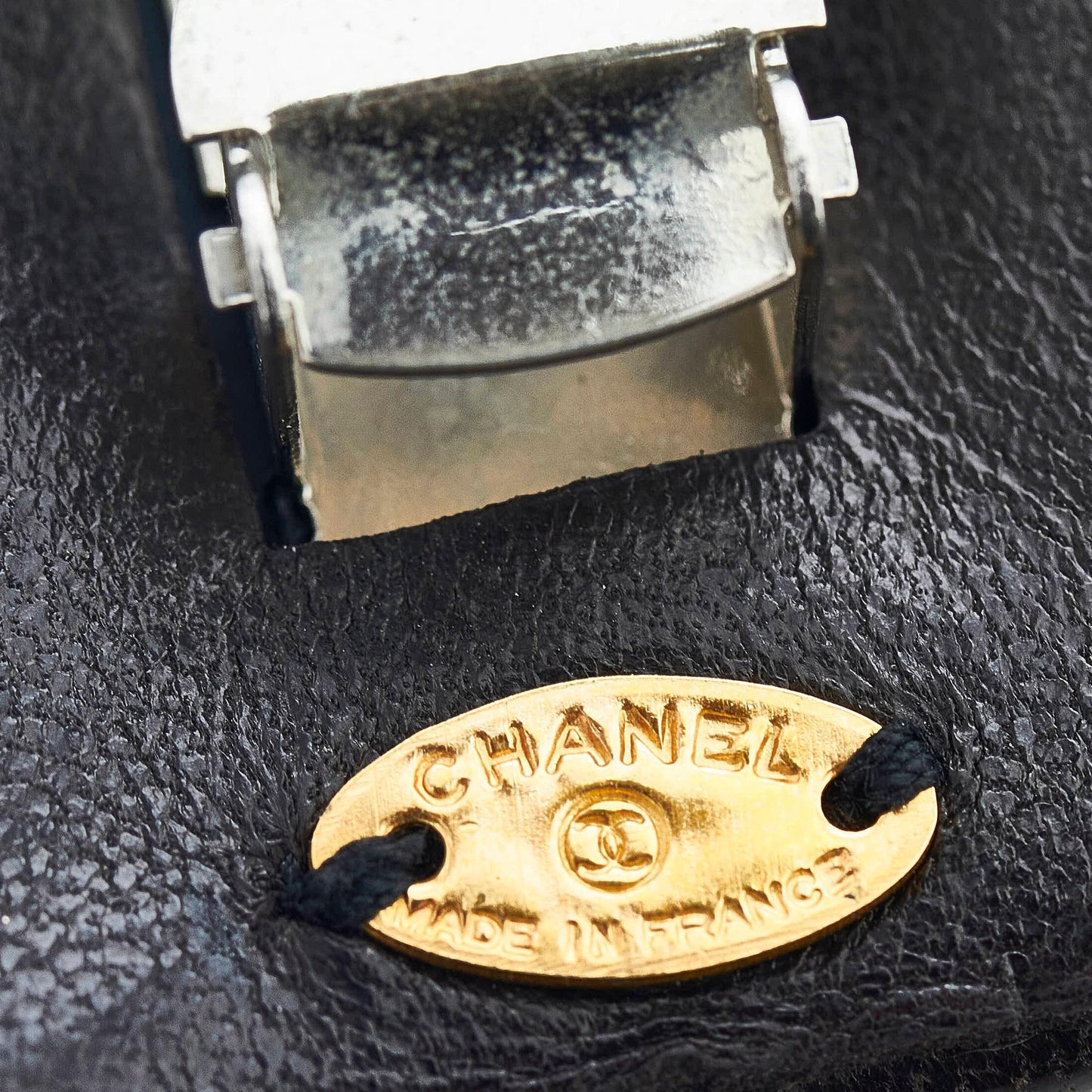 Chanel CC Hair Barrette (SHG-zFEbuJ)