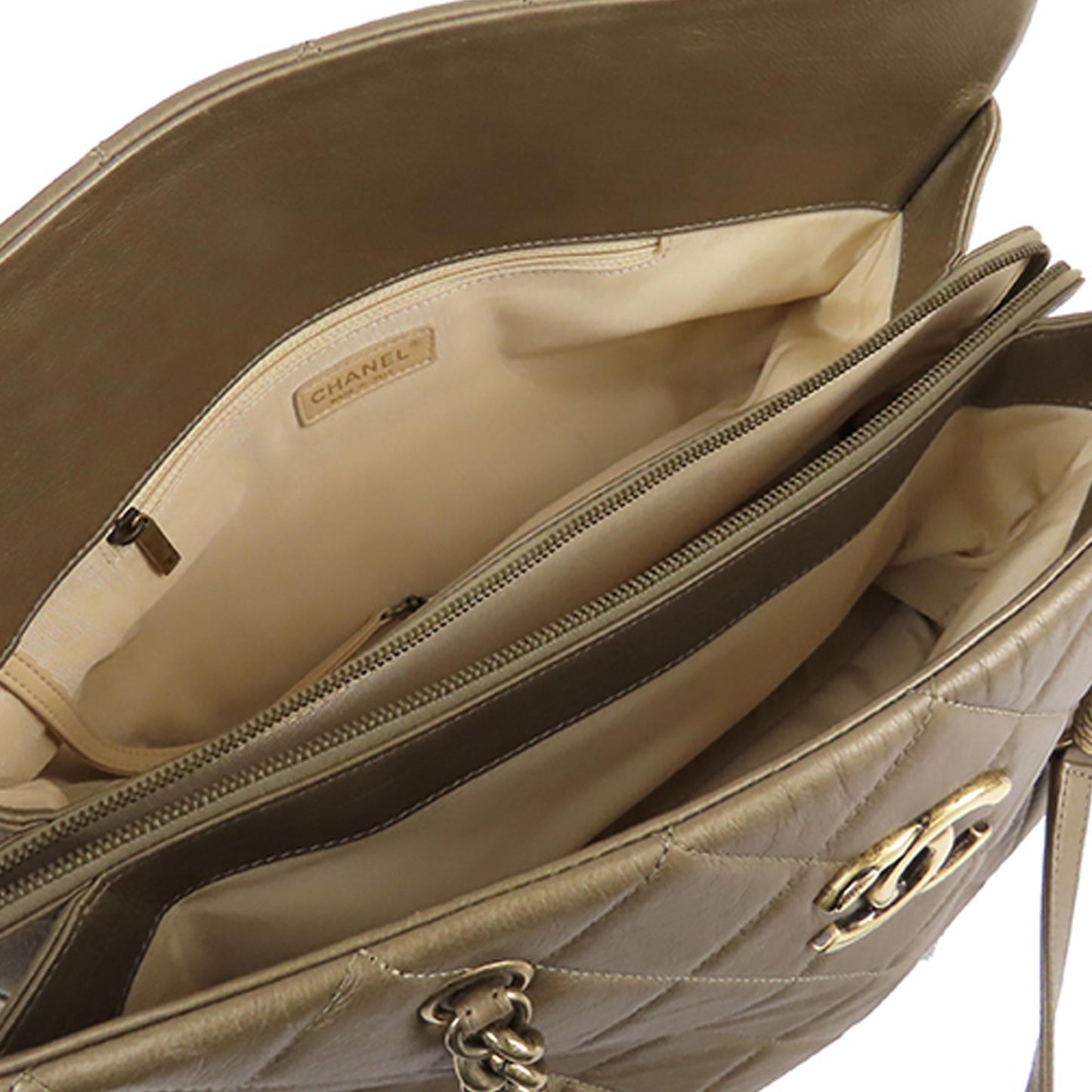 Chanel CC Matelasse Tote (SHG-oRHUqJ)