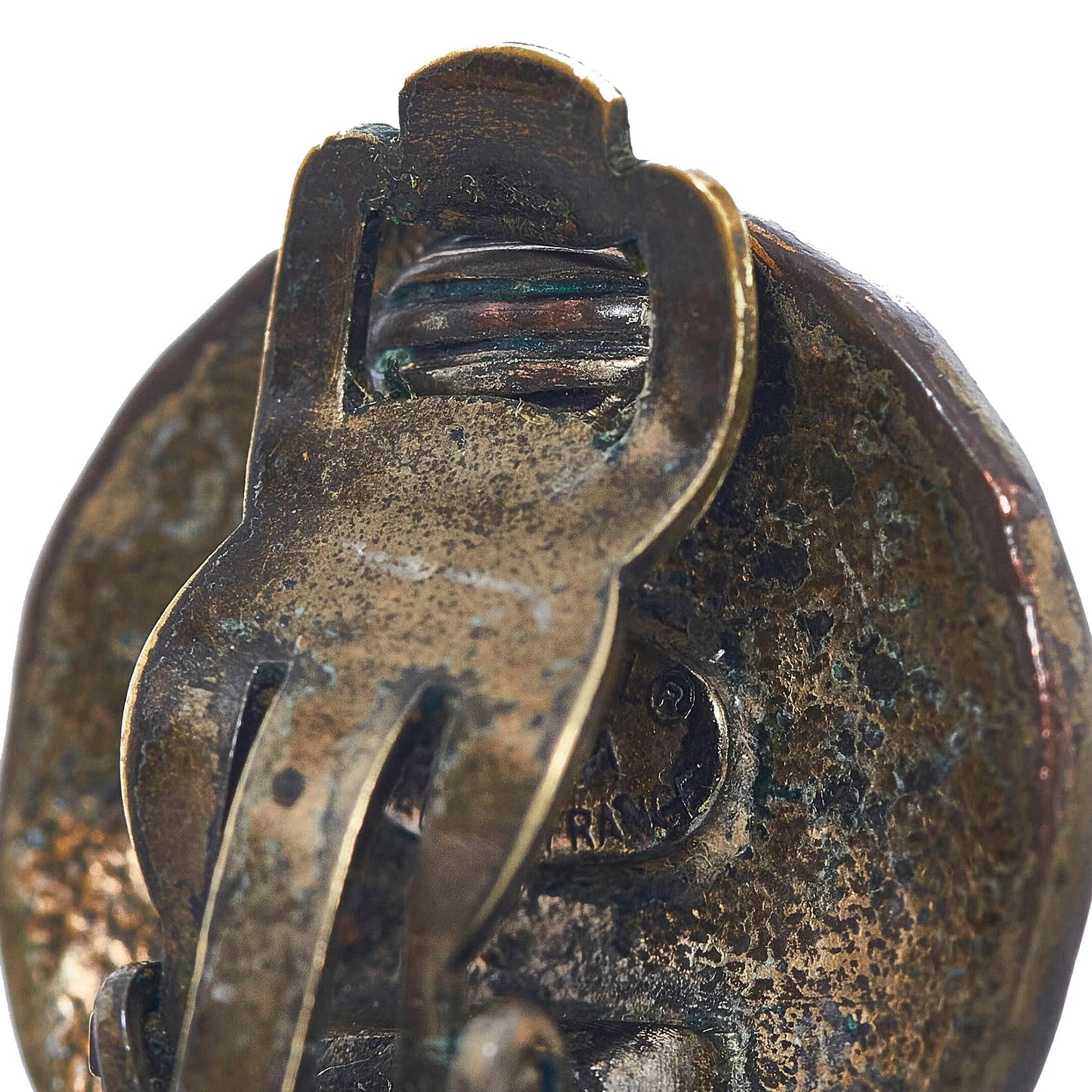 Chanel Gold-Tone Clip-On CC Earrings (SHG-GUWEtm)