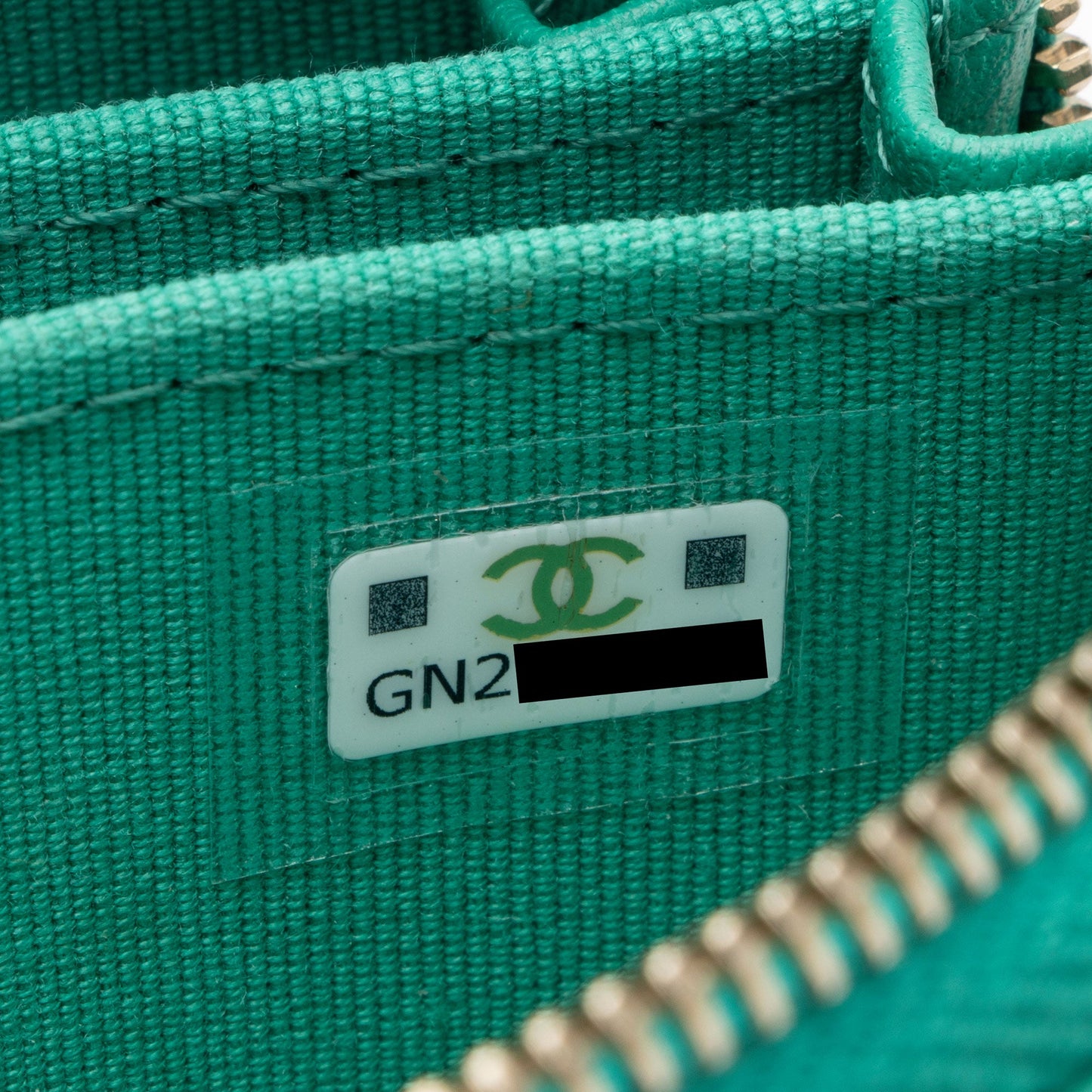 Chanel Lambskin CC Zip Around Card Case (SHF-kPLZP1)