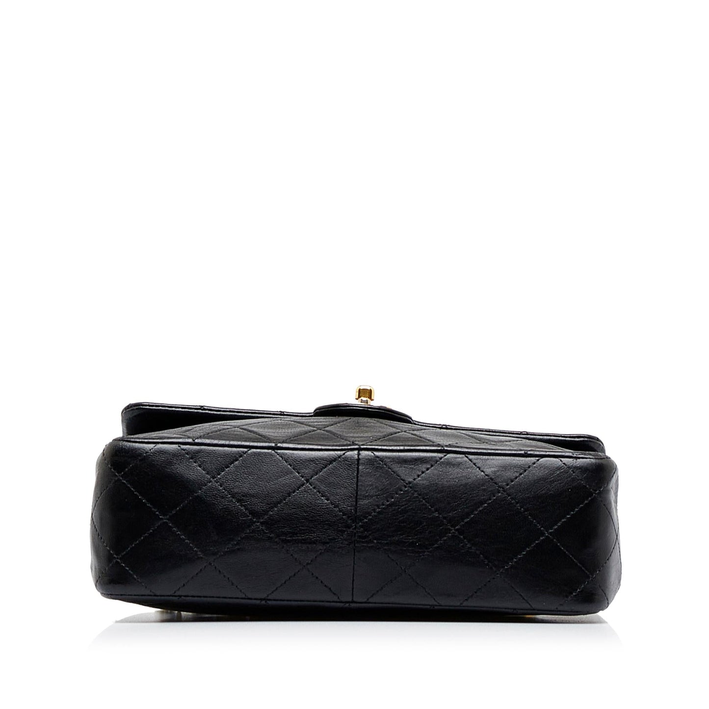 Chanel Medium Classic Lambskin Single Flap Bag (SHG-puFpTM)