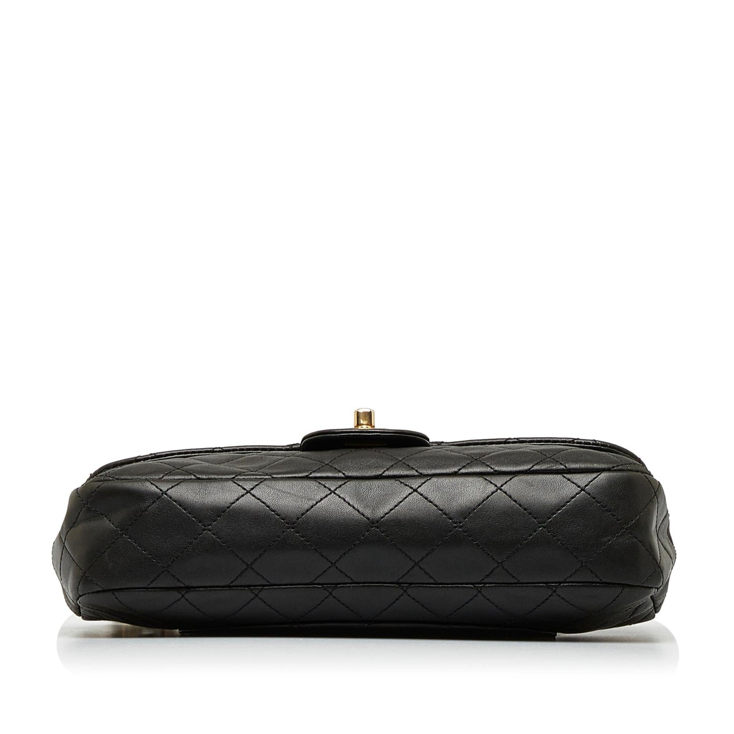 Chanel Medium Classic Lambskin Single Flap (SHG-IvYGNR)