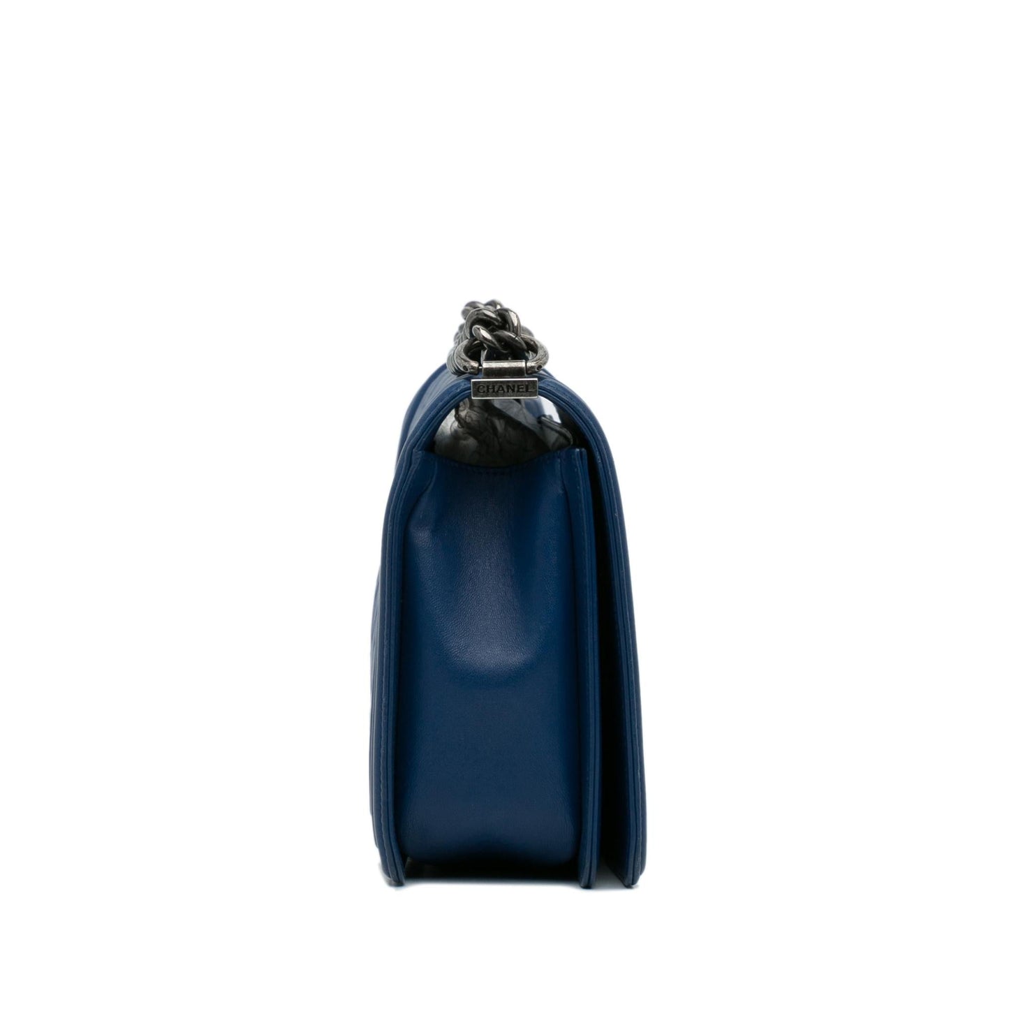 Chanel Medium Lambskin Boy Flap Bag (SHG-VYNHf9)