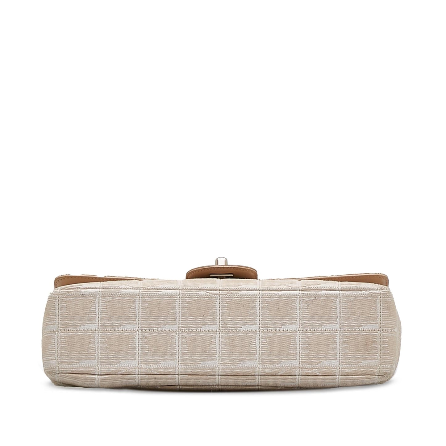 Chanel Medium New Travel Line Classic Flap Single (SHG-EnyZcL)