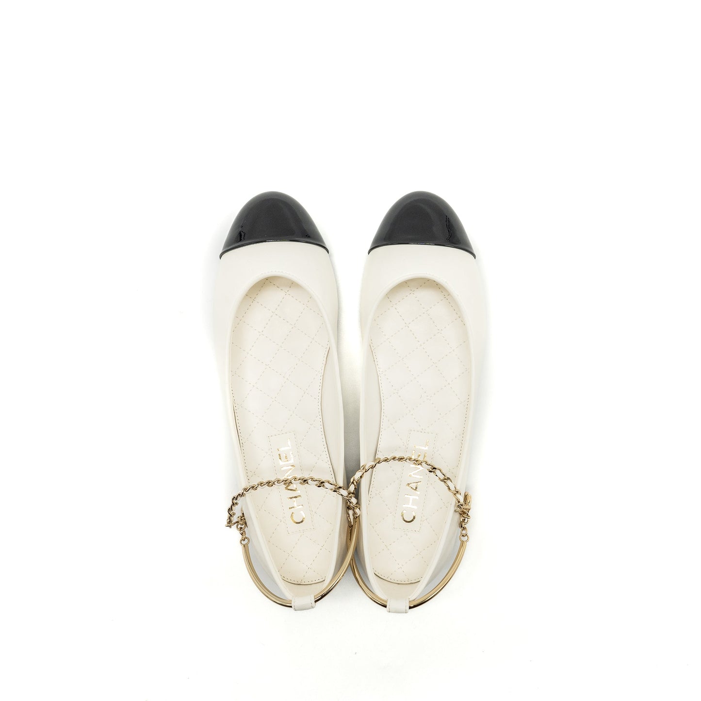 Chanel size 38.5 ballet flats white / black