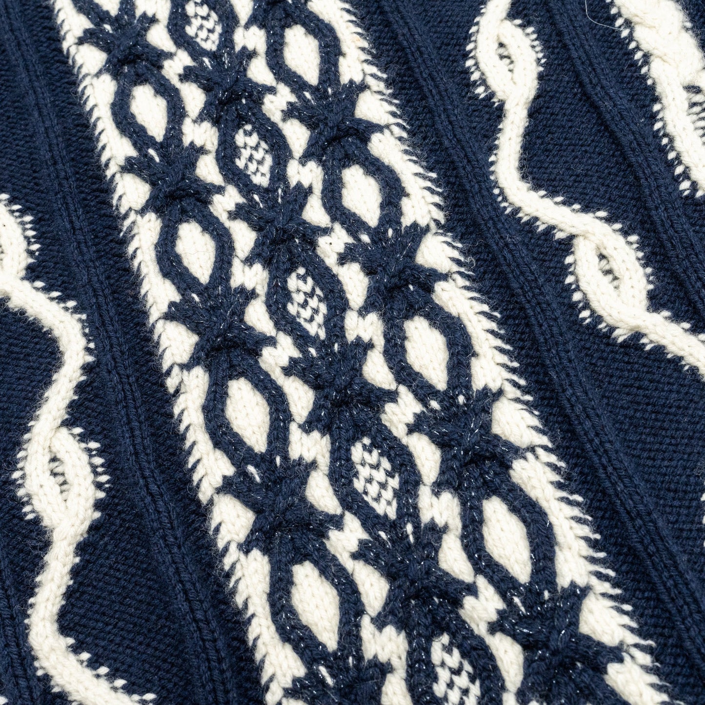 Chanel Size 34 18A Hamburg Chunky Knit Sweater Wool/Cashmere Navy/White