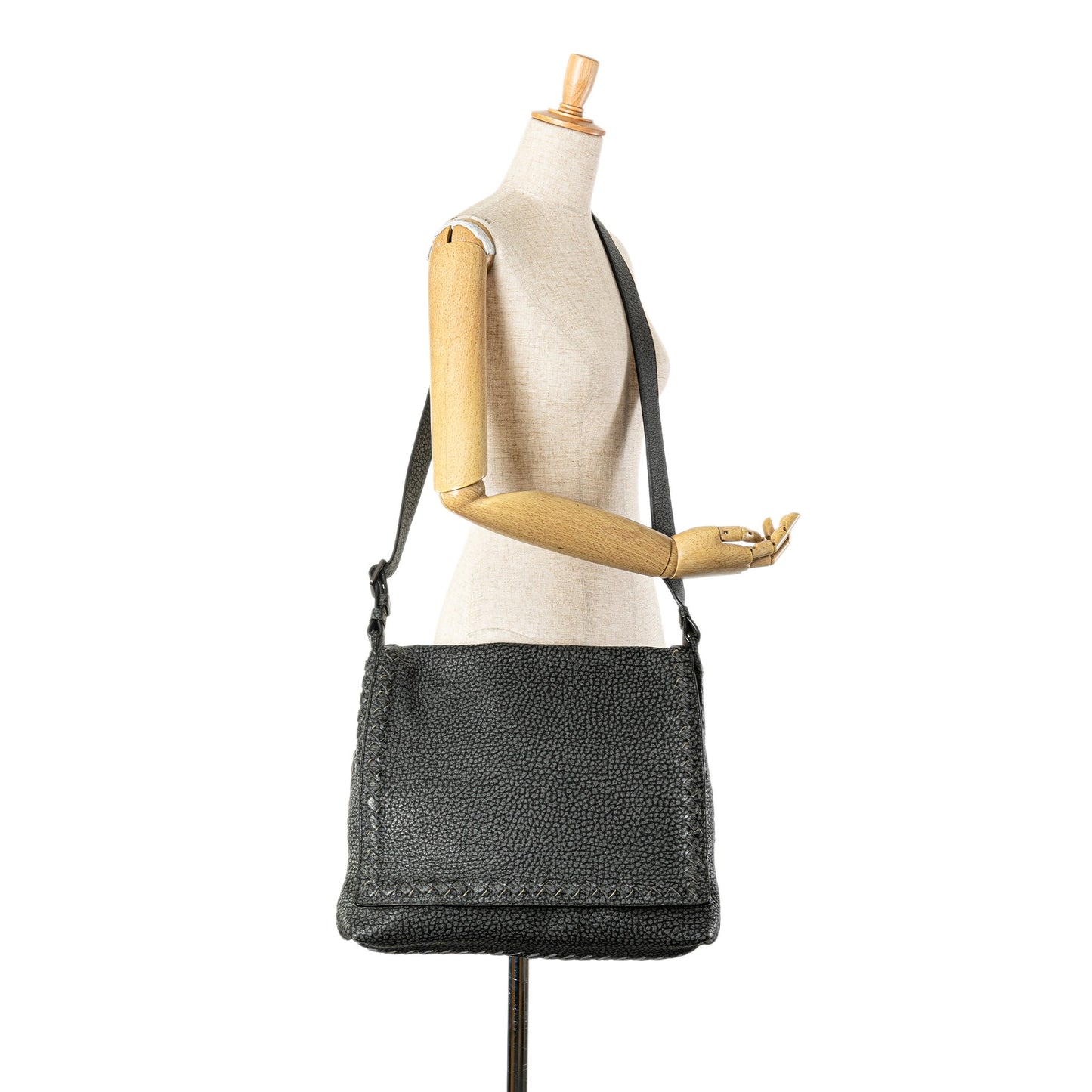 Black Bottega Veneta Calfskin Intrecciato Cervo Crossbody