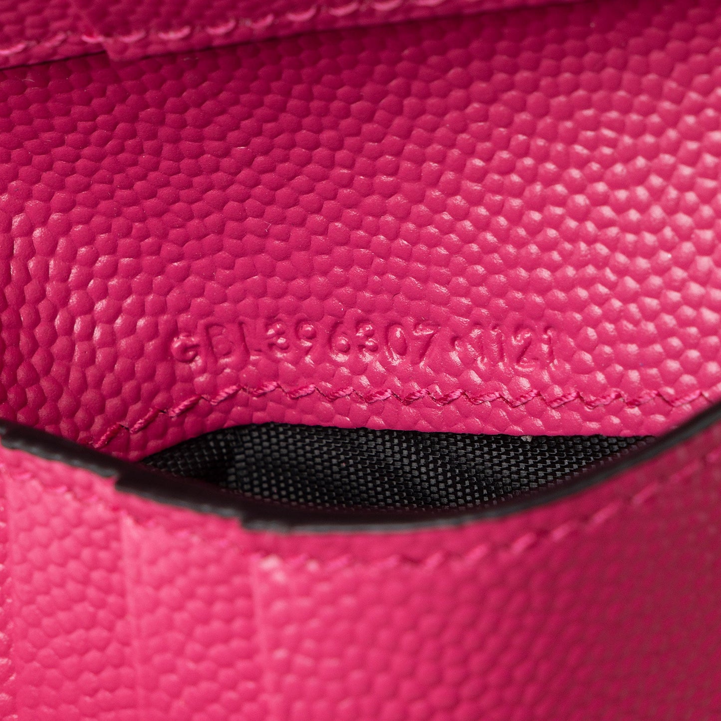 Saint Laurent Grain de Poudre E/W Wallet (SHF-lVM2Hx)