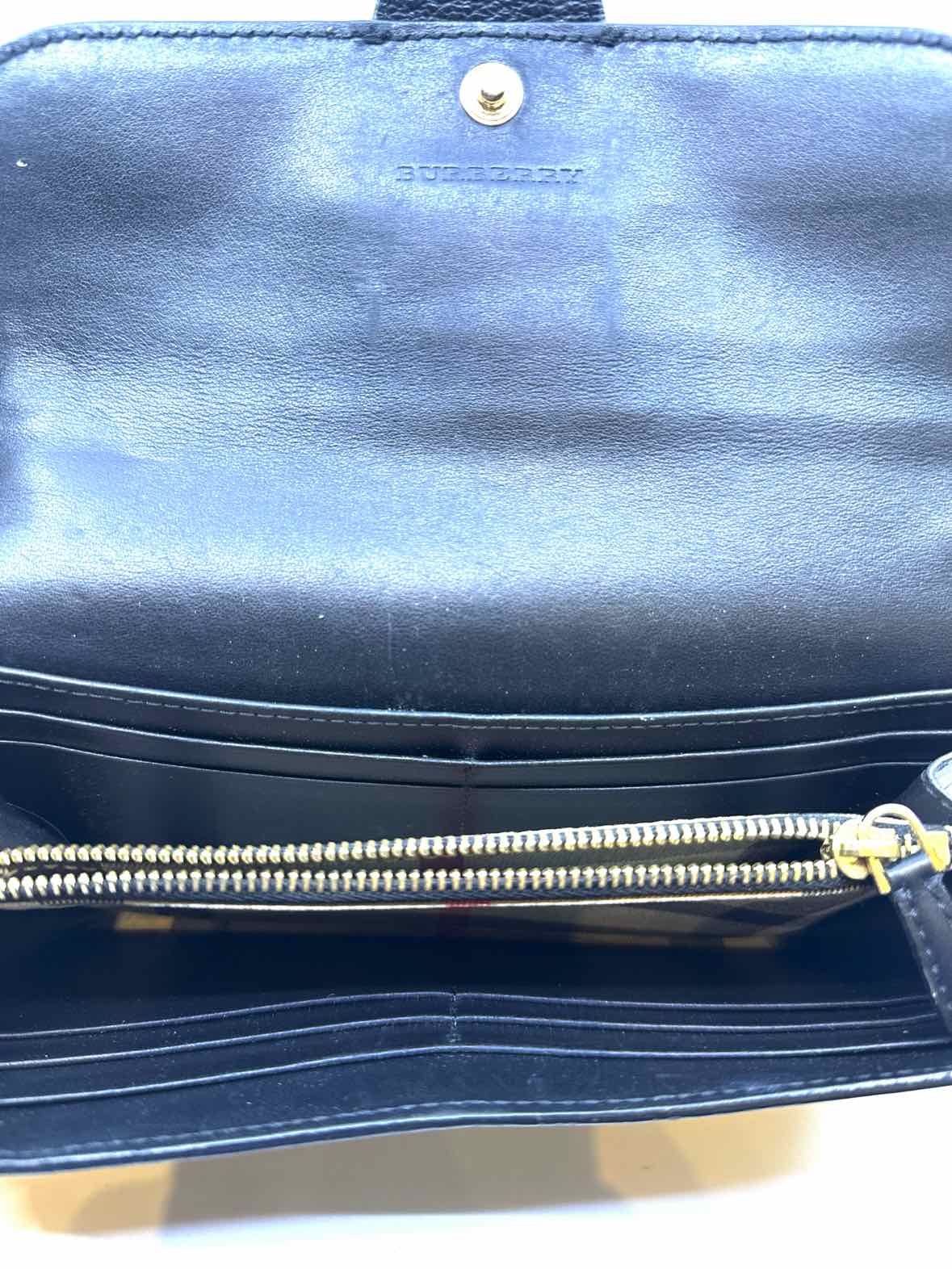 BURBERRY Black Leather Wallet