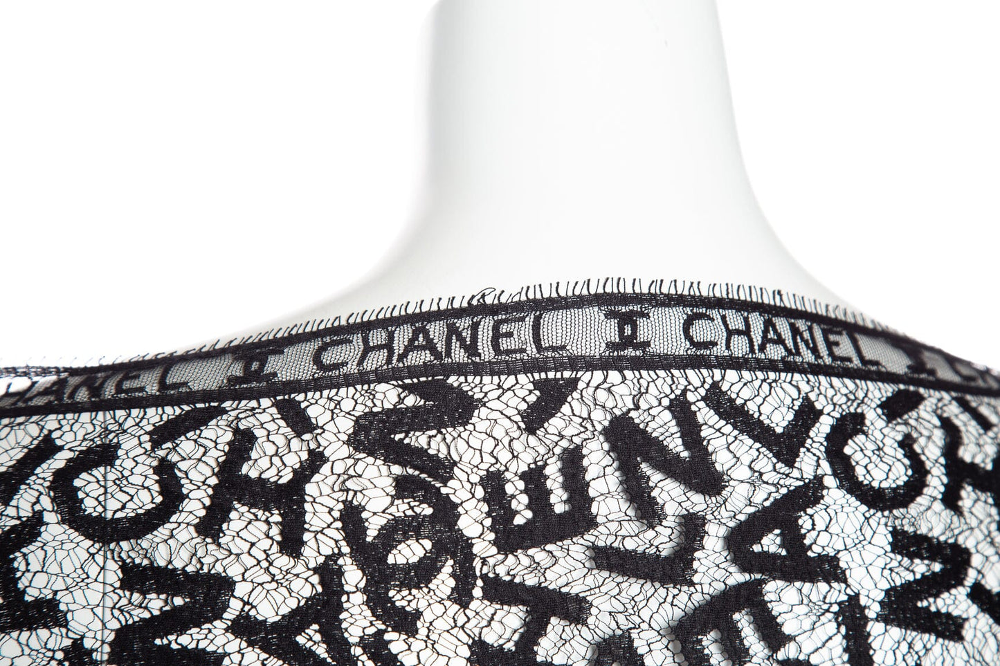 Chanel Vintage 1998 Autumn Black Lace Embroidery Shawl