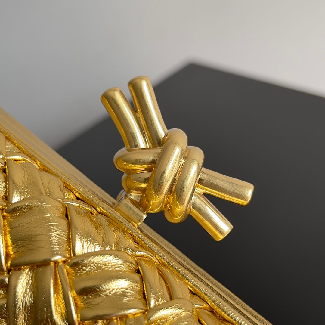 Bottega Veneta CLASSIC KNOT 20 IN GOLDEN LAMBSKIN