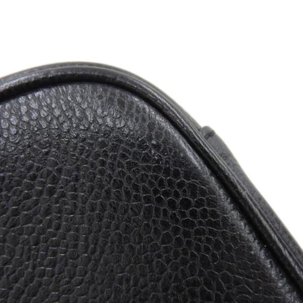 Chanel null Leather Handbag A01997 in New Condition