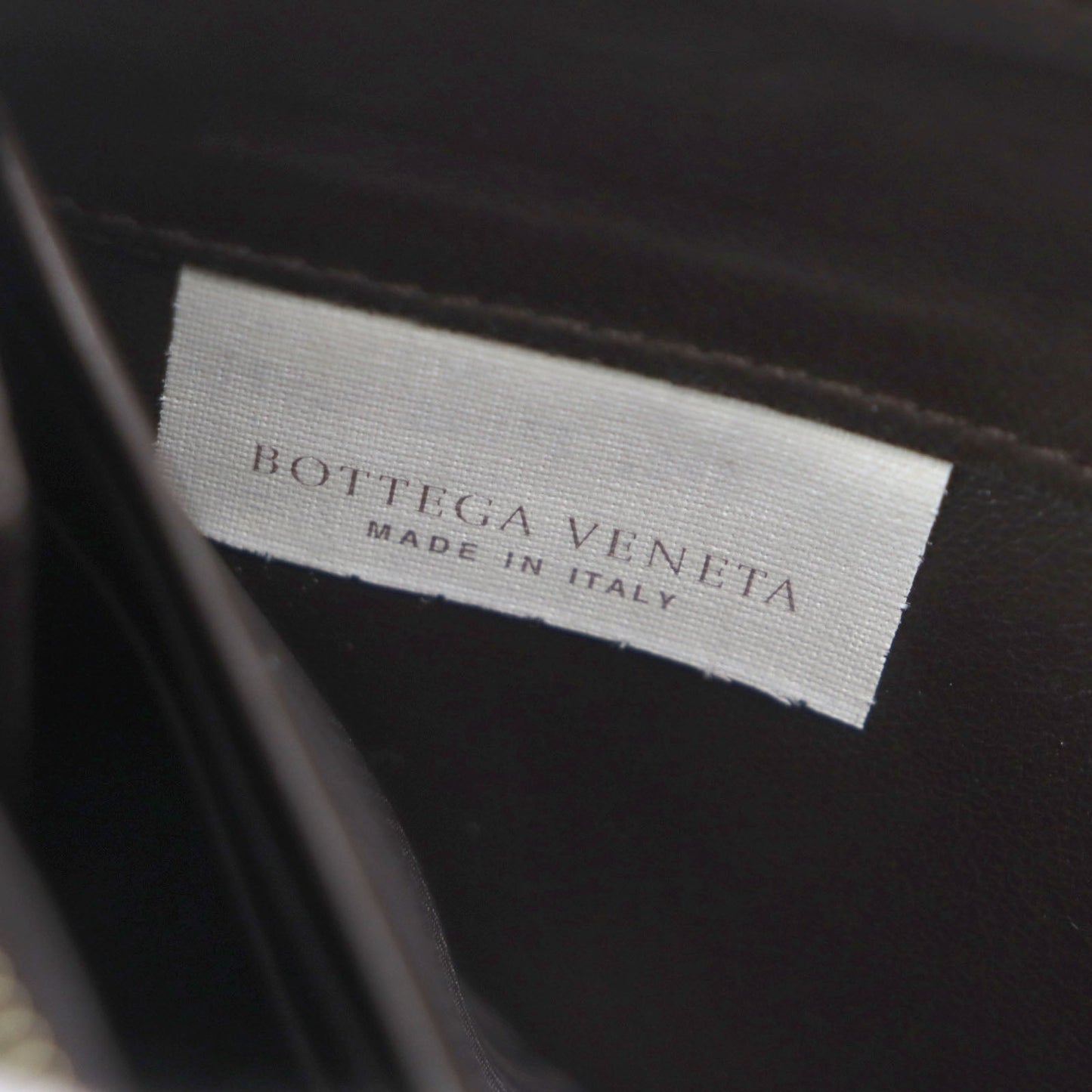 Bottega Veneta Leather Zip Wallet 114076