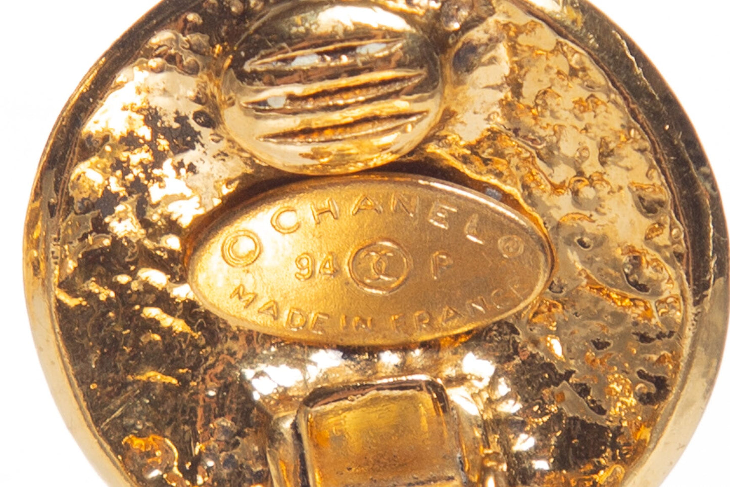 Chanel Vintage 1994 Spring Round CC Gold Clip-On Earrings