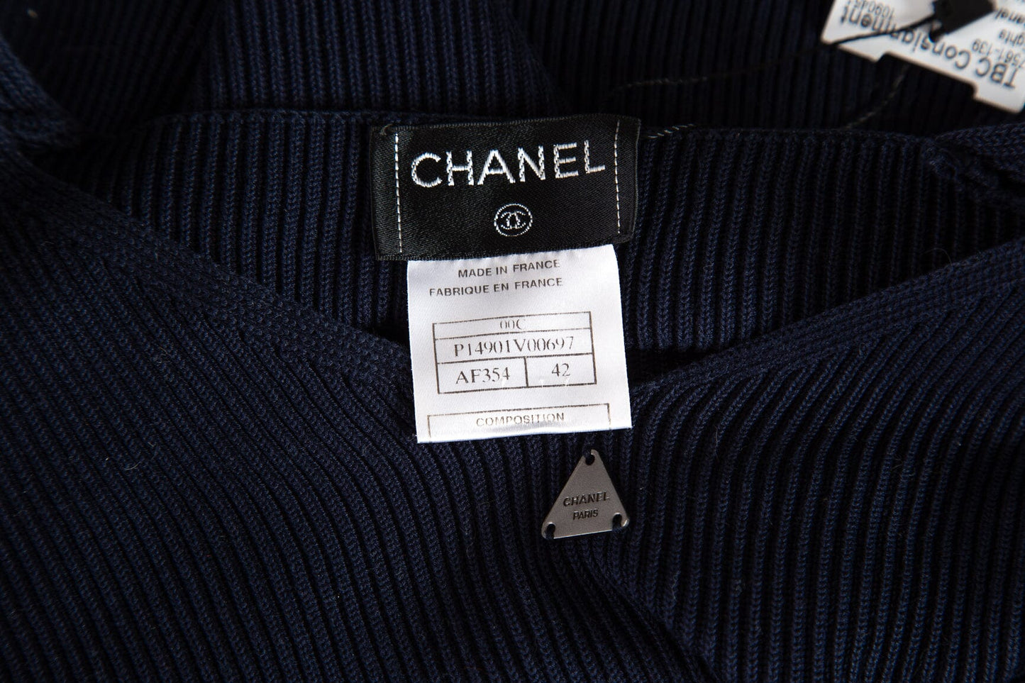 Chanel Vintage 2000 Cruise Collection Ribbed Navy Top SZ 42