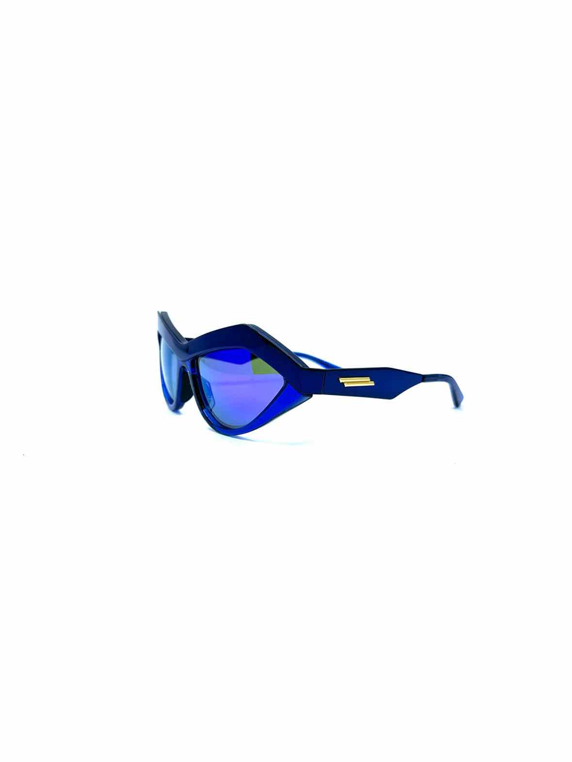 BOTTEGA VENETA Blue Cat Eye Sunglasses