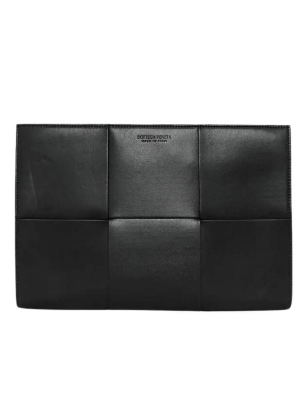 Bottega Veneta Maxi Intrecciato Leather Clutch Bag Black