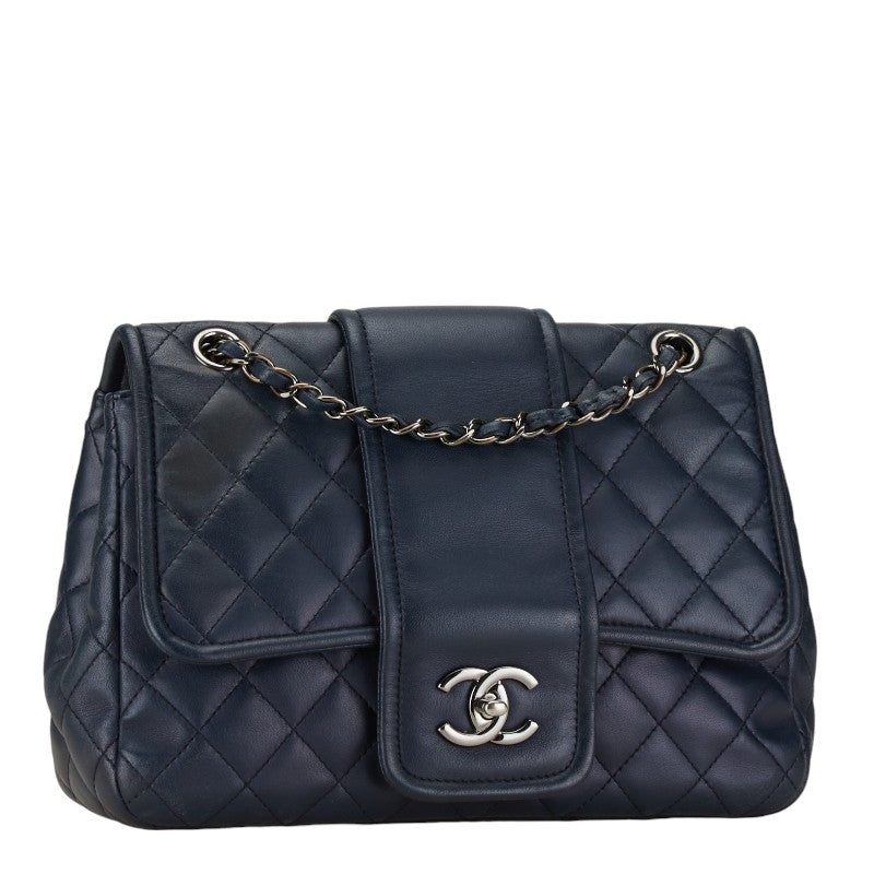 Chanel Matelasse Leather Chain Shoulder Bag