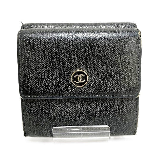 Chanel Leather Coco Button Wallet A20902