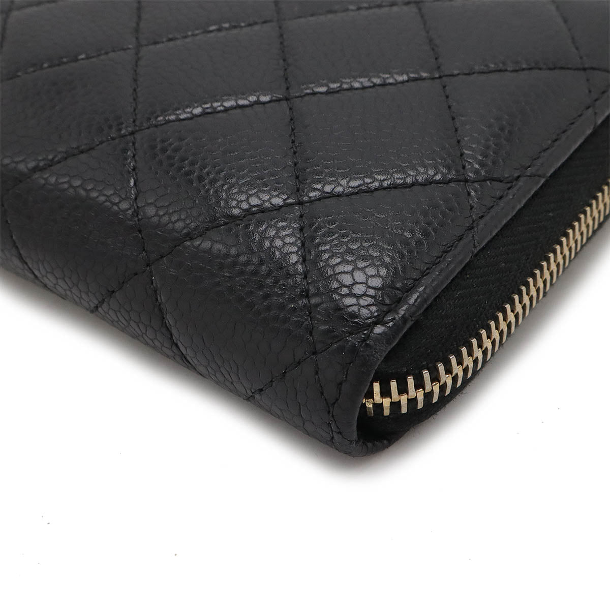 Chanel Caviar Matelasse Zip Wallet A80759