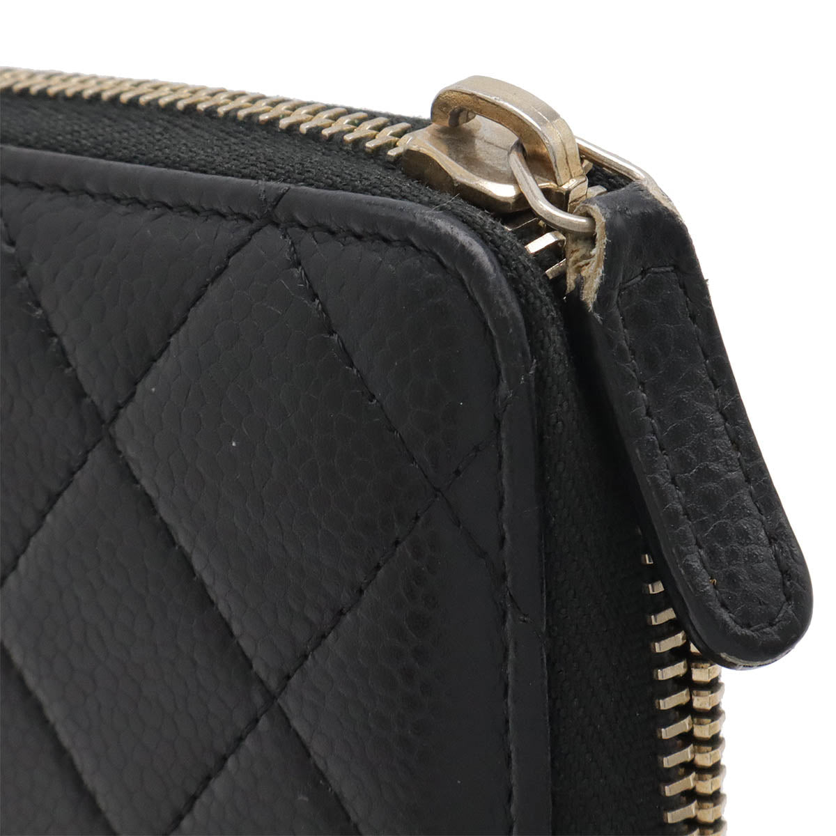 Chanel Caviar Matelasse Zip Wallet A80759