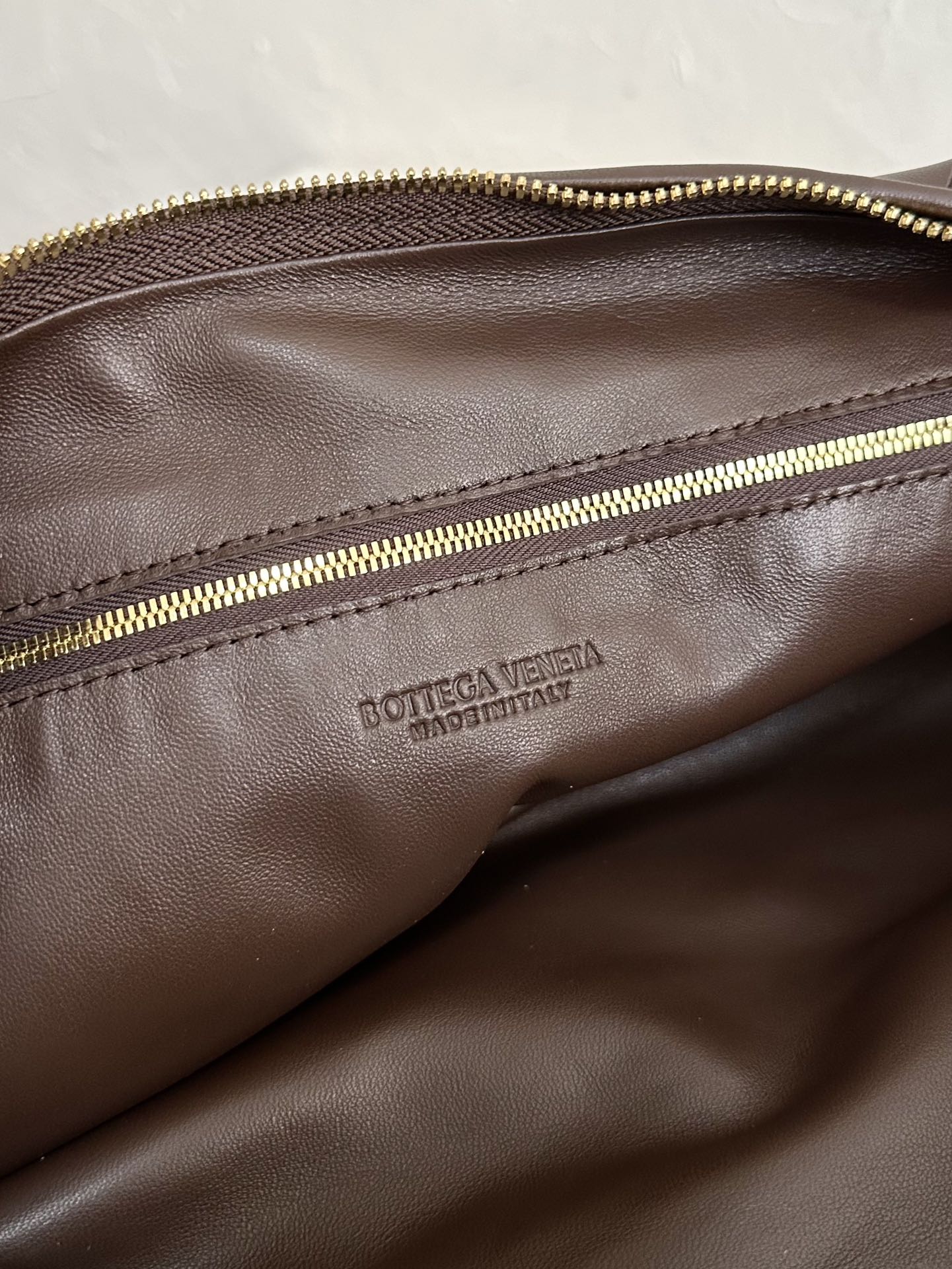 Bottega Veneta BV SMALL JODIE 48CM CHOCOLATE SUEDE LEATHER