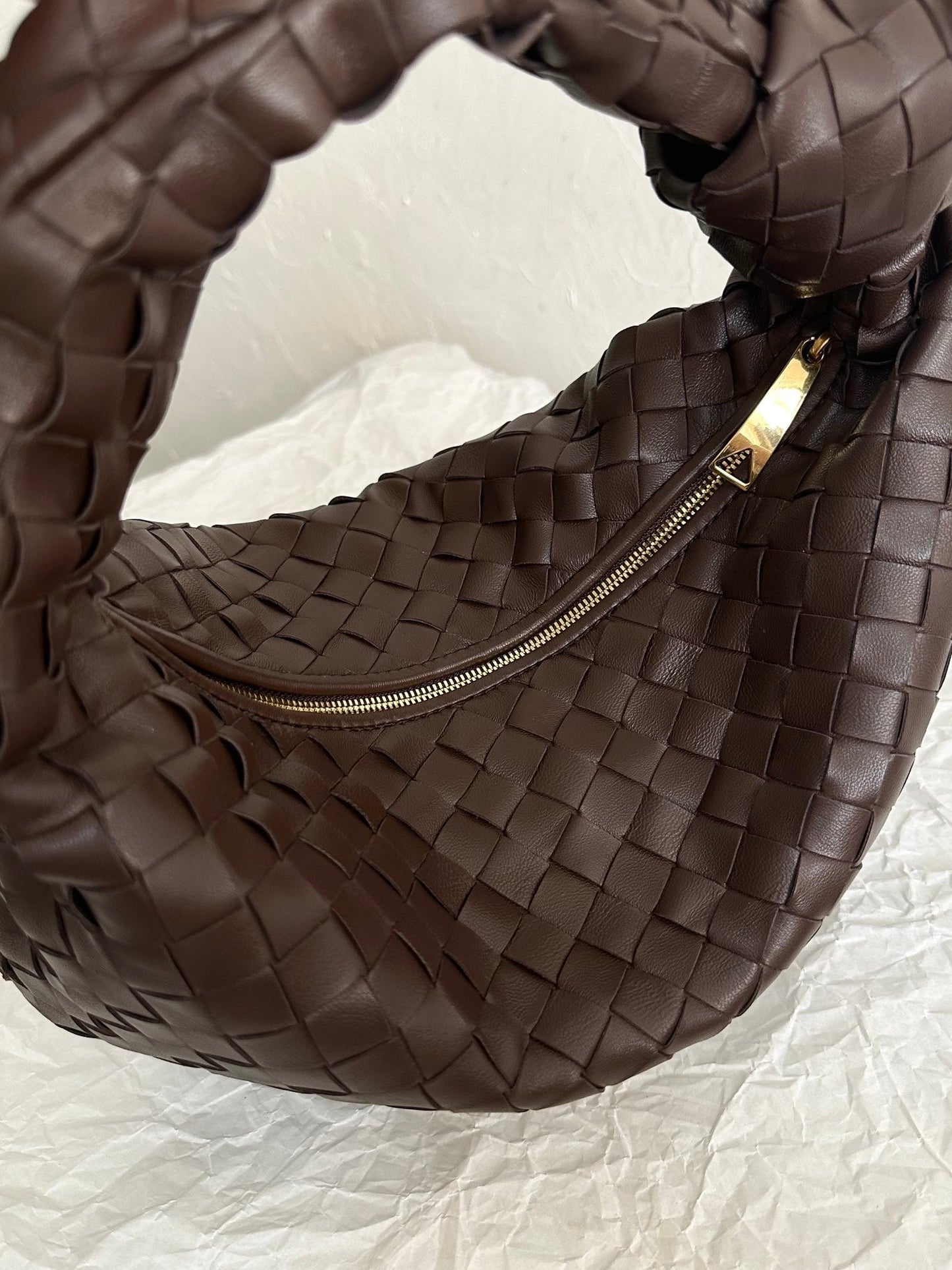 Bottega Veneta BV TEEN JODIE 36CM CHOCOLATE SUEDE LEATHER