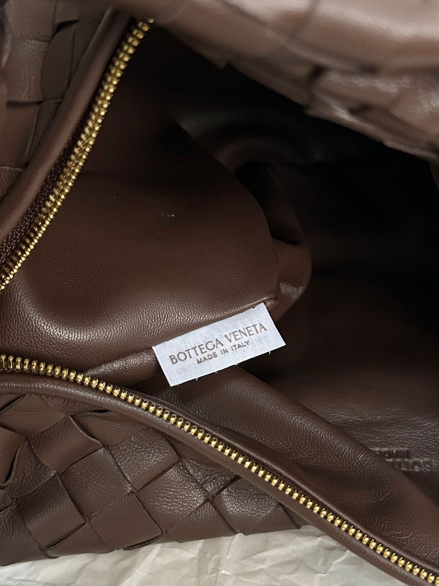 Bottega Veneta BV TEEN JODIE 36CM CHOCOLATE SUEDE LEATHER