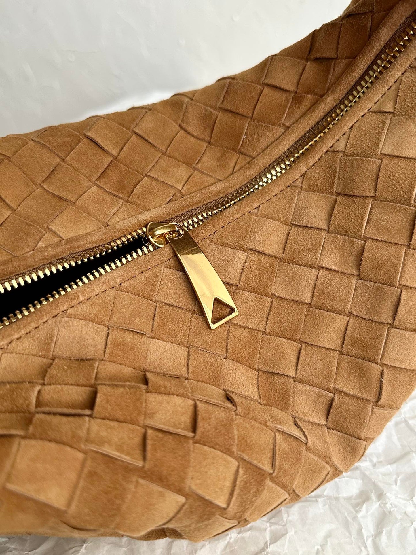 Bottega Veneta BV TEEN JODIE 36CM BROWN SUEDE LEATHER