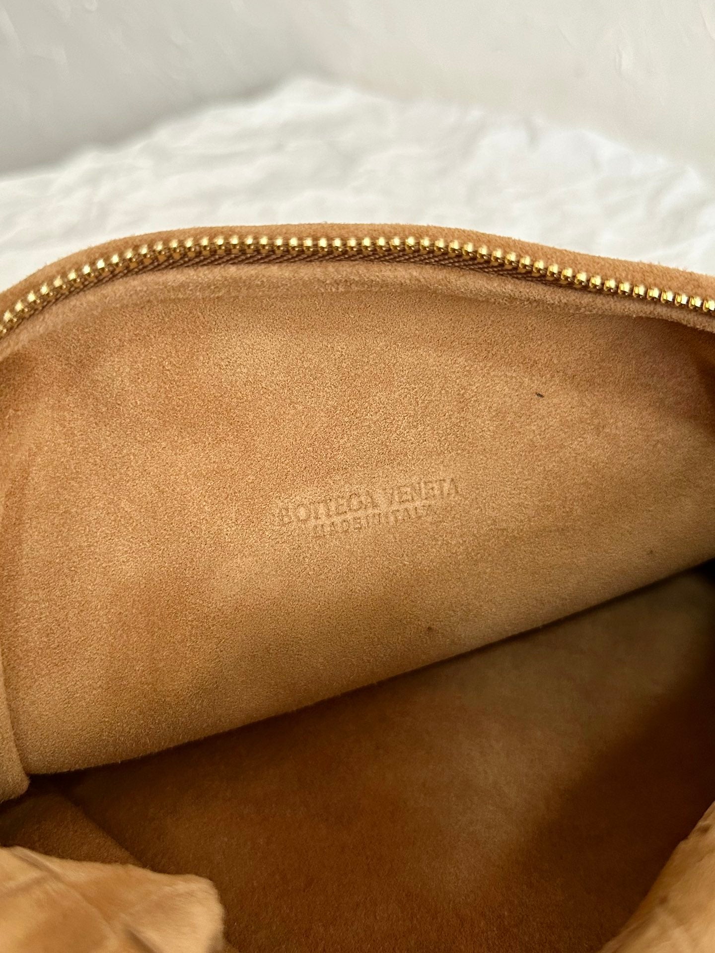 Bottega Veneta BV TEEN JODIE 36CM BROWN SUEDE LEATHER