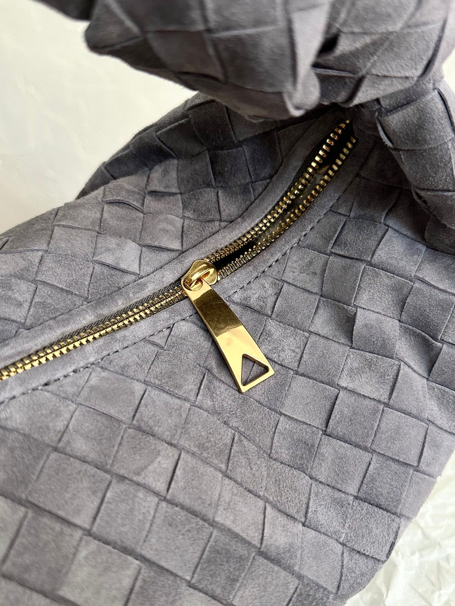 Bottega Veneta BV TEEN JODIE 36CM GREY SUEDE LEATHER