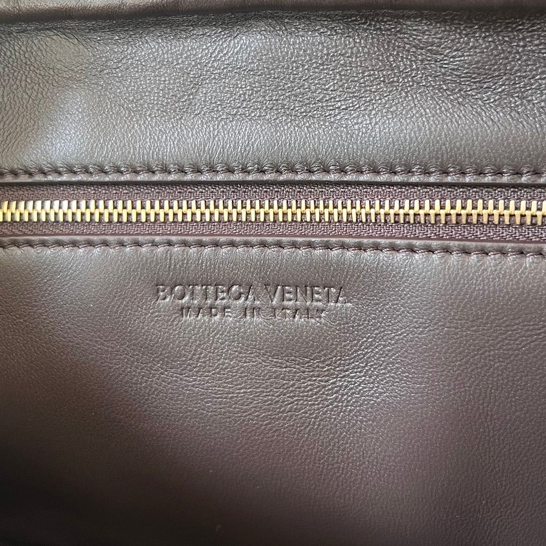 Bottega Veneta BV GETAWAY SMALL 23CM CHOCOLATE LAMBSKIN