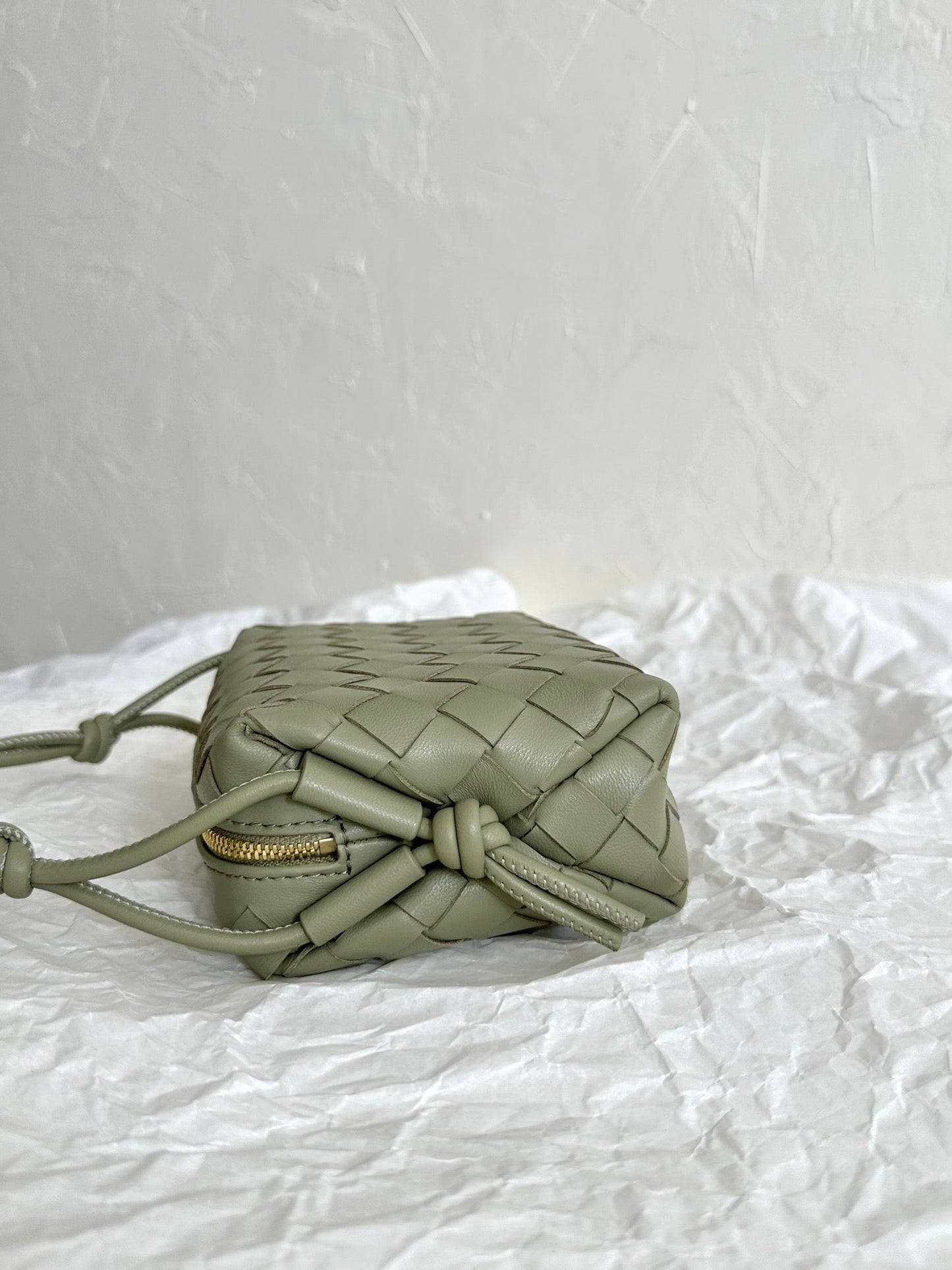 Bottega Veneta BV LOOP MINI 17CM KHAKI CALFSKIN